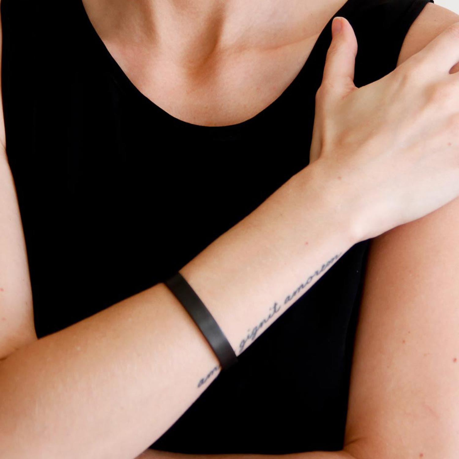 Marmol Radziner: Extra Small Thin Womens Cuff in Dark