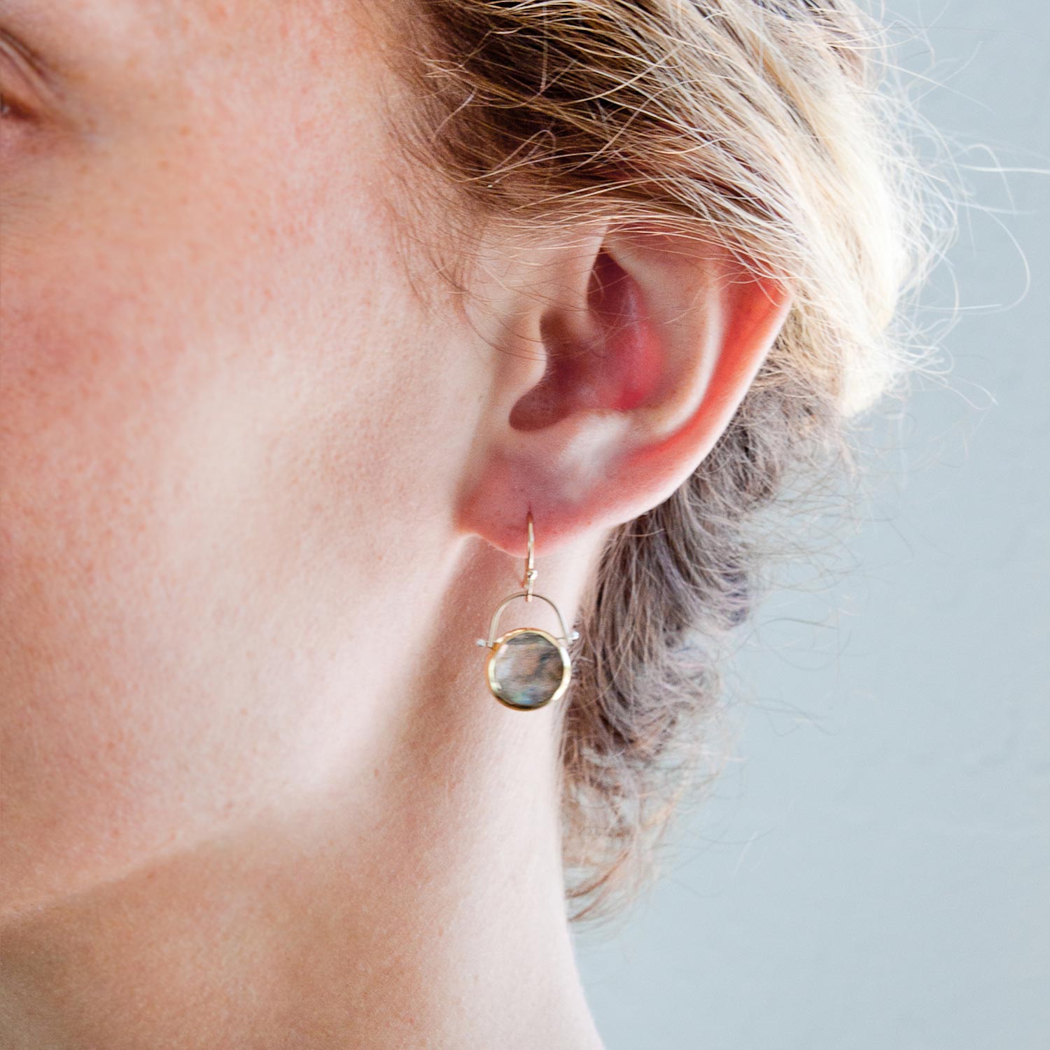 Lulu: Labradorite Earring