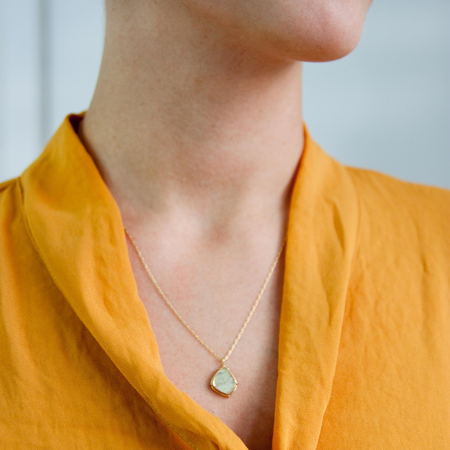 Tura Sugden: 18k & 22k gold, naturally mottled gray diamond slice necklace 0.945ct