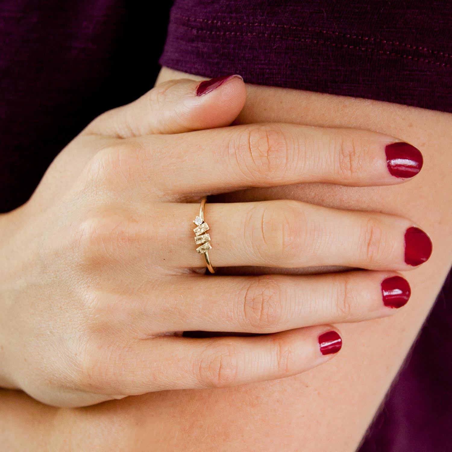 Suzanne Kalan: Ring mini zigzag gold baguette bar white diamond YG 14k 0.04tcw Size 6.5