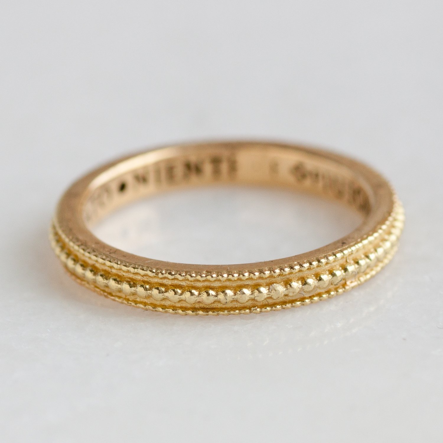 Erica Molinari: 18k granule band sz 7