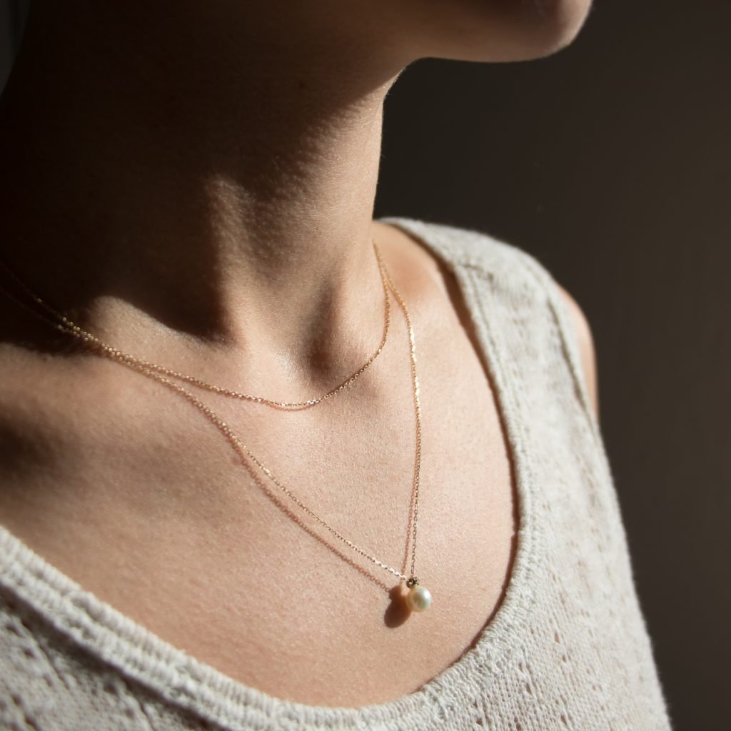 Gold necklace with Pearls by Mizuki