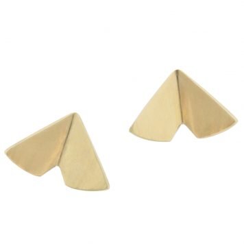 Kaylin Hertel: 14K yellow gold large origami stud earring