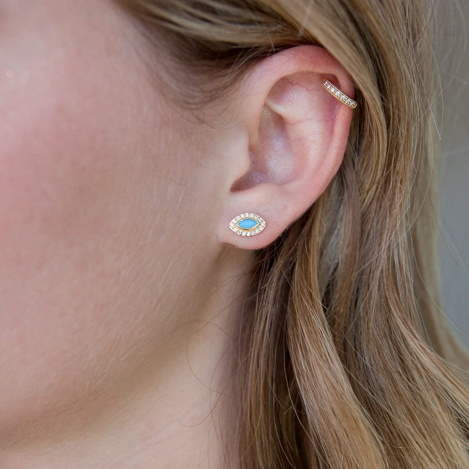 LuLu: Venice post earring with turquoise