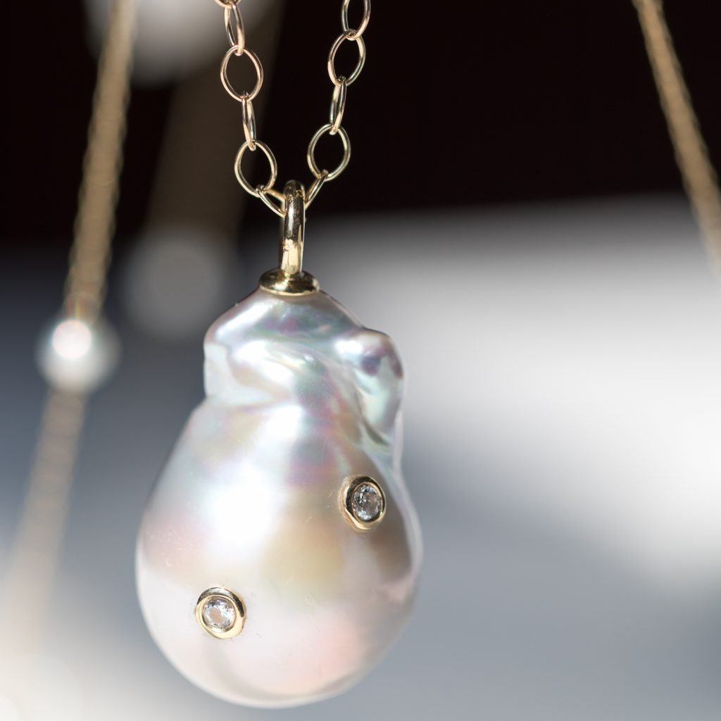 baroque pearl necklace by jewelry designer Mizuki
