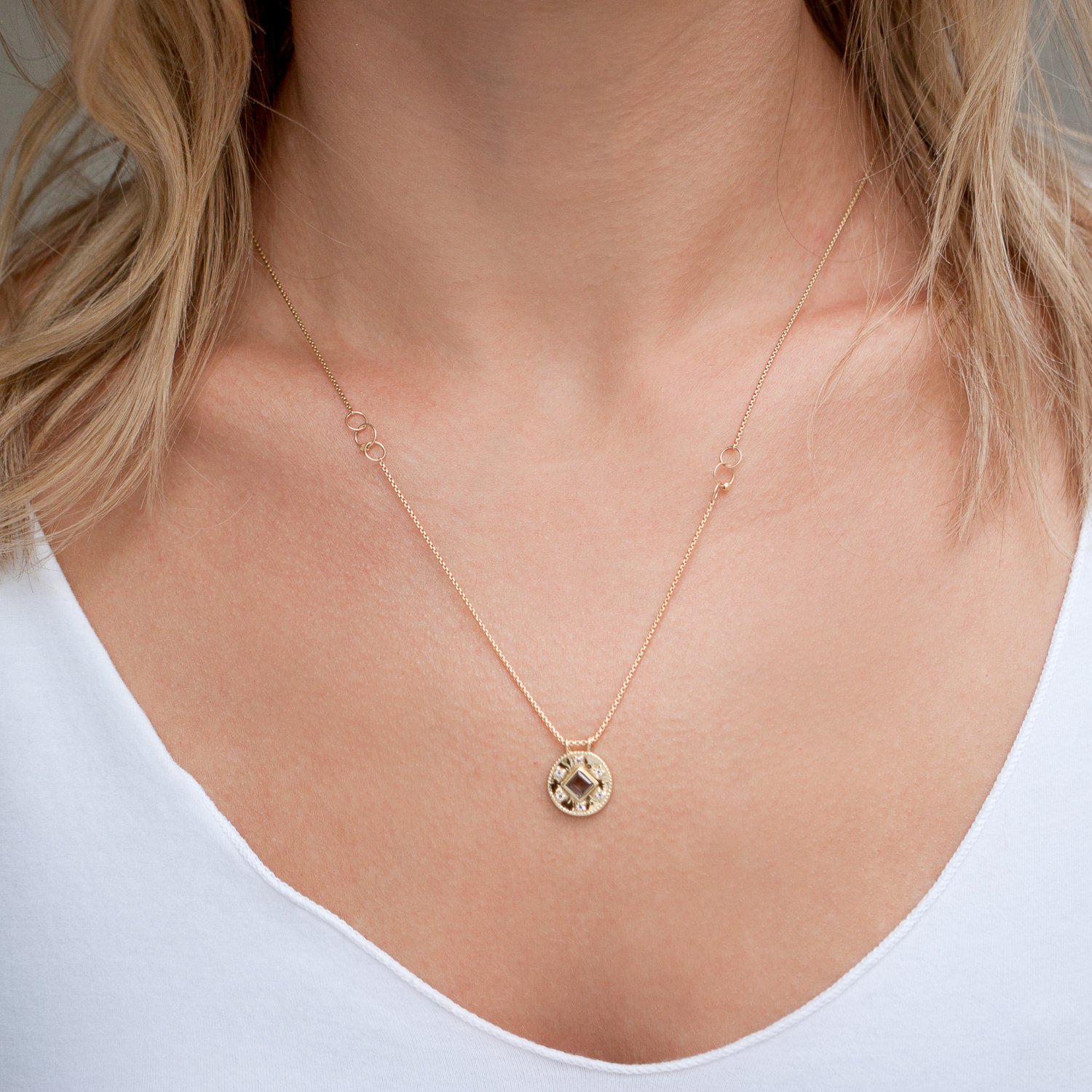 Lulu: Calin necklace in 14K gold fill with smokey quartz