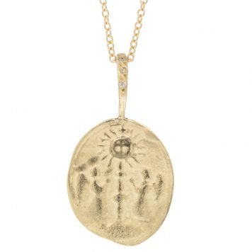 gold necklace with diamonds by jewelry designer robin haley