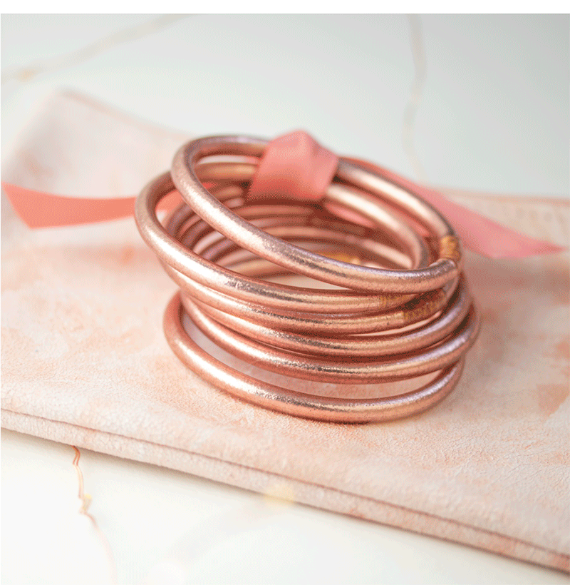 Valentine's Day Gift Guide at NEWTWIST