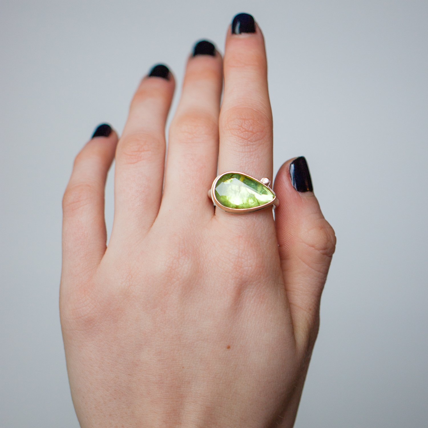 Jamie Joseph Trunk Show: Horizontal Teardrop Peridot sz 7