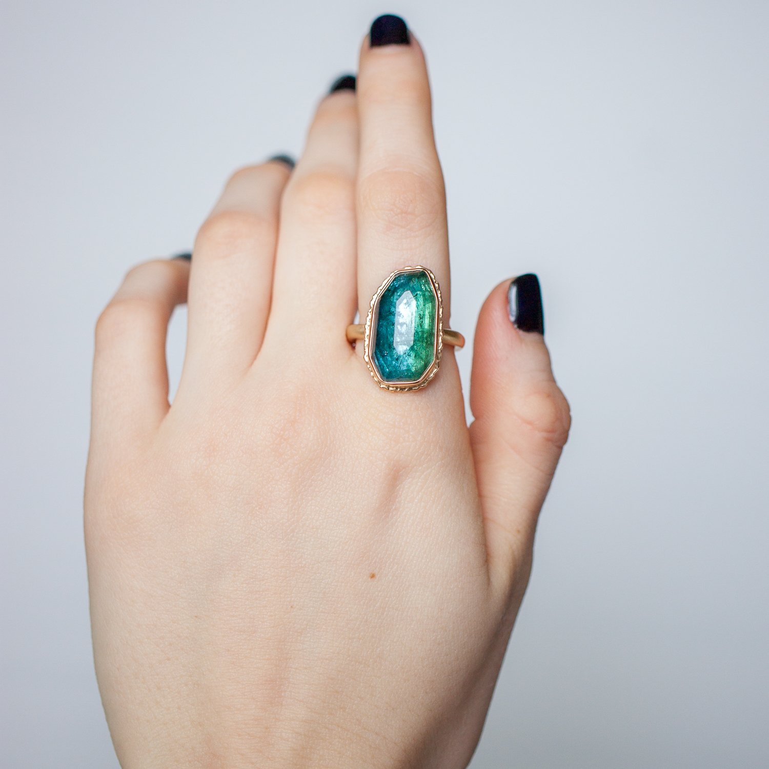 Jamie Joseph Trunk Show: 14K Gold Blue Green Tourmaline sz. 7.5