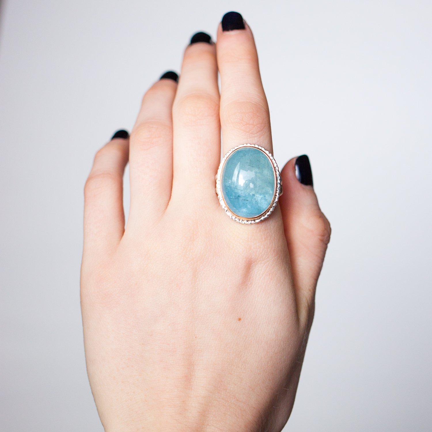 Jamie Joseph Trunk Show: Large Oval Aquamarine sz. 8