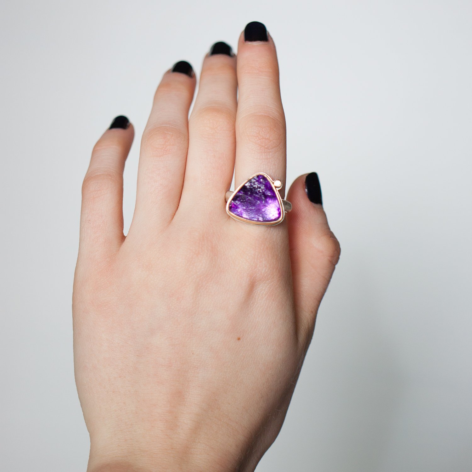Jamie Joseph Trunk Show: Small Trianlge Amethyst sz. 7.25