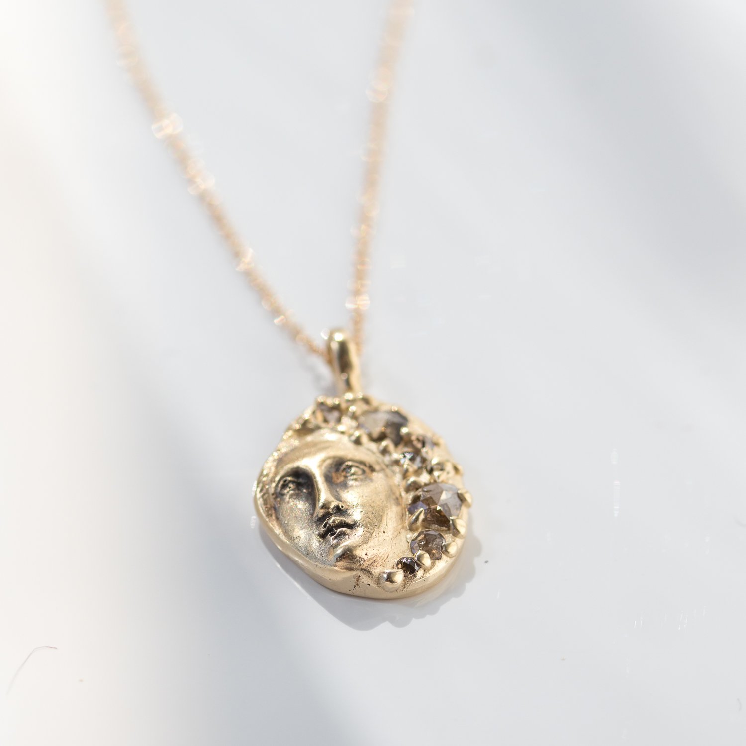 Face of the Oracles Ring by Atelier Narce