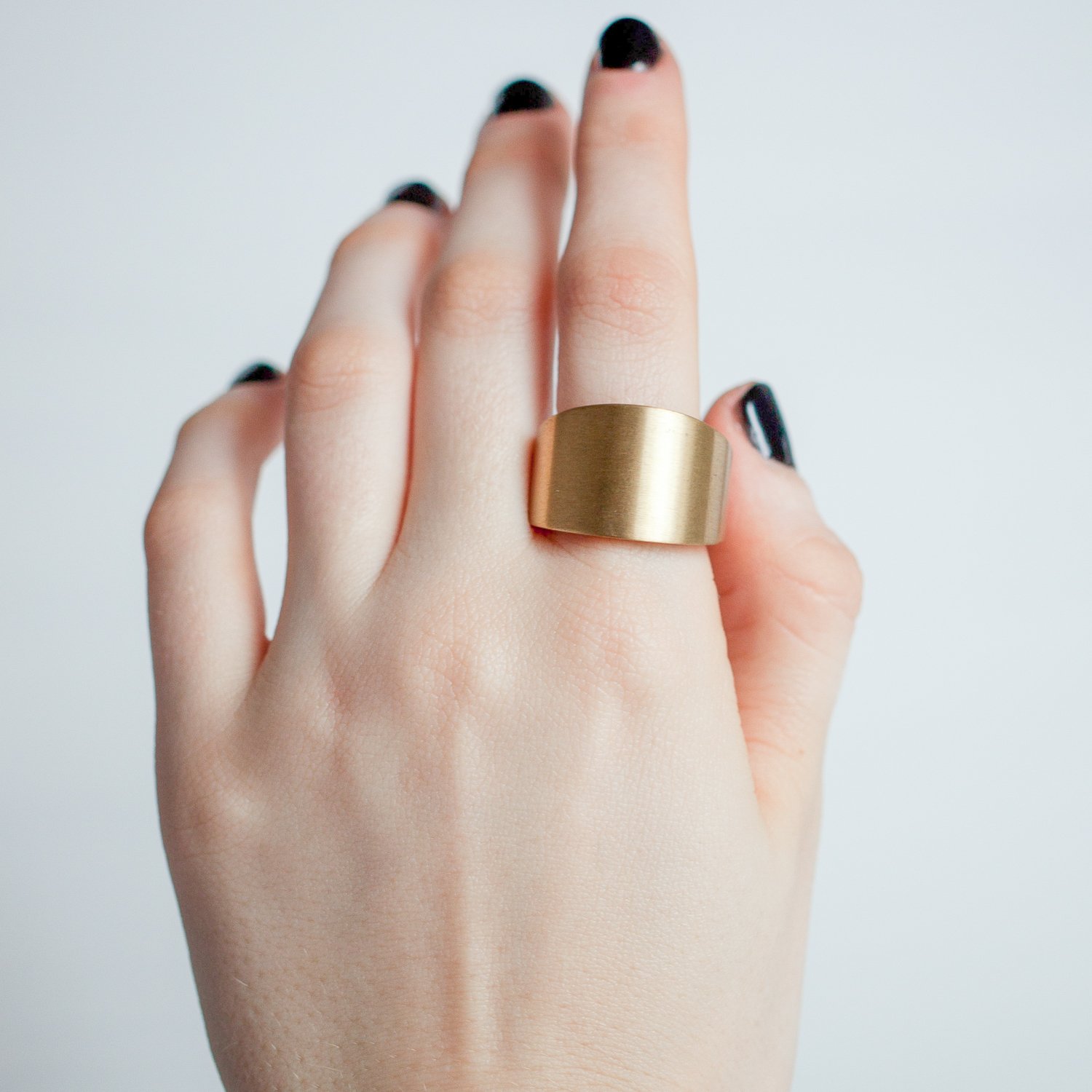 Marmol Radziner: Solid Tapered Ring Light