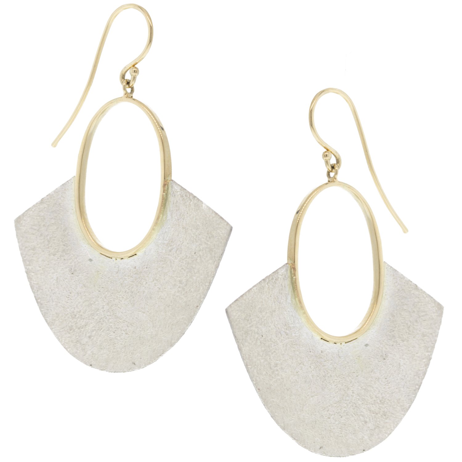 Shaesby: Open oval fan earring, brightened silver