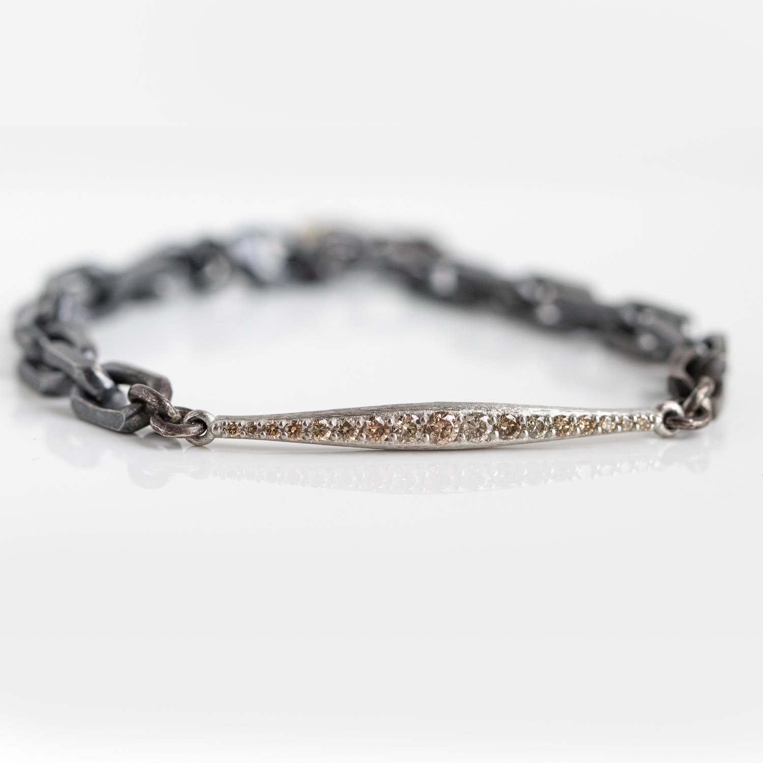 Erica Molinari Trunk Show: SS oxidized link chain bracelet with platinum bar and graduated champagne diamonds