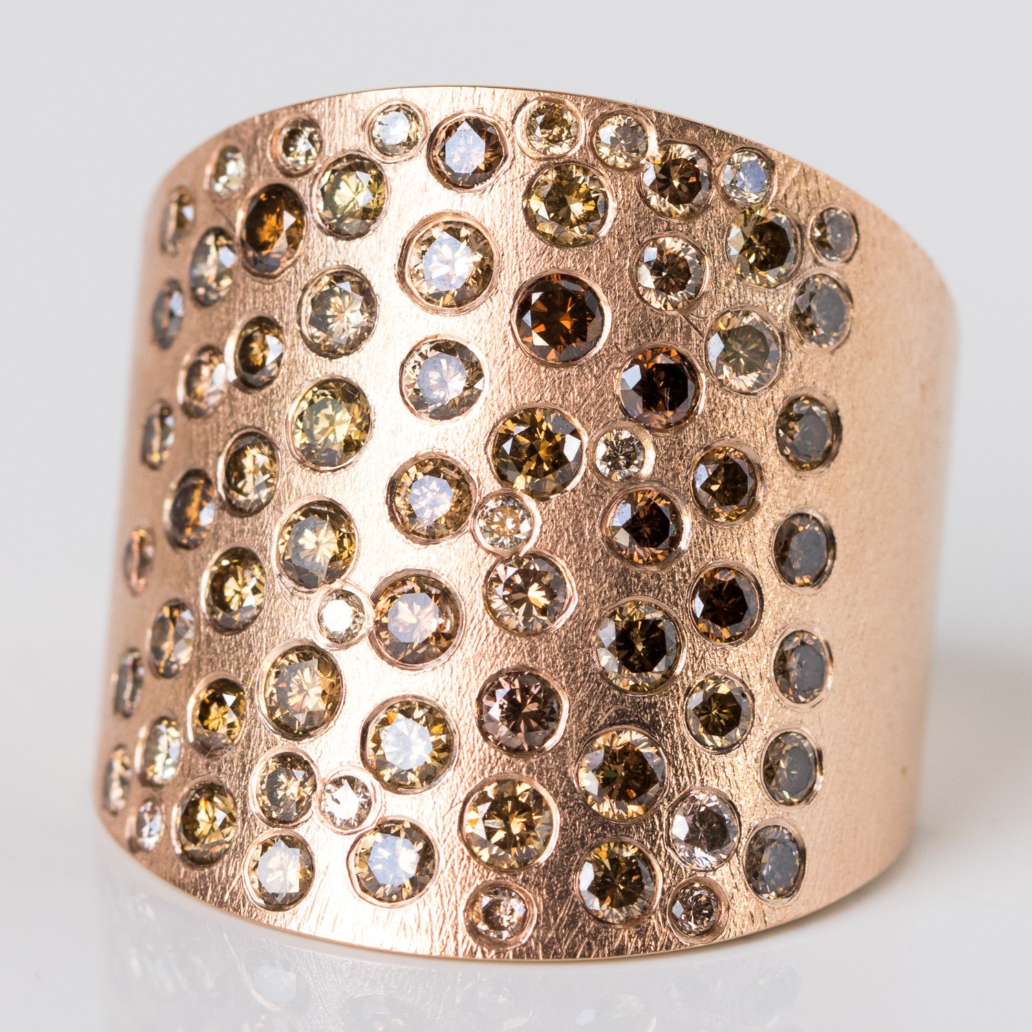Rene Escobar Trunk show :18K RGwide ring w cognac diamonds