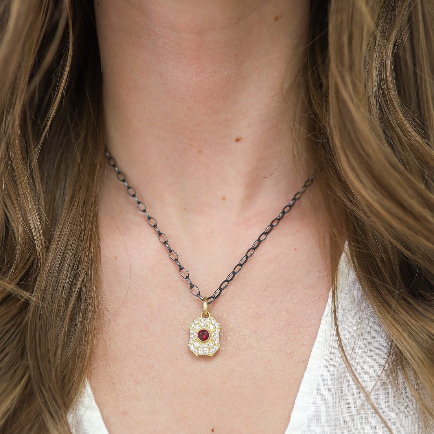 Erica Molinari Trunk Show: 18k white diamond Medium pillow w/ruby-1.59cts-hummingbird & vines
