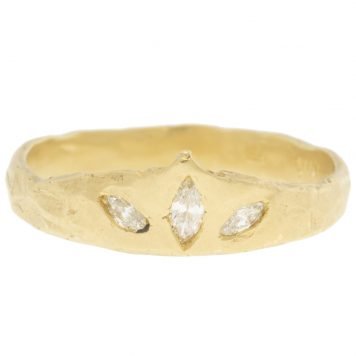 Victoria Cunningham: Ring, Tiara, 14K yellow gold, 1/4 at the widest point, size 6 1/2