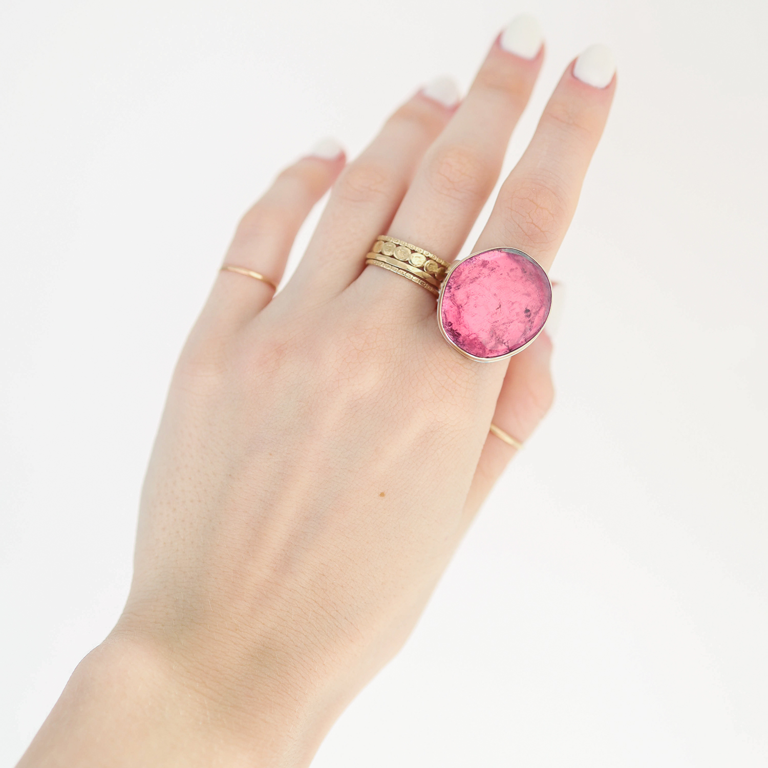 Jamie Joseph: Ring, SS & 14K gold ring w/Vertical Asymmetrical PINK TOURMALINE Slice on Y Band, sz 7.5 15/16" x 13/16"