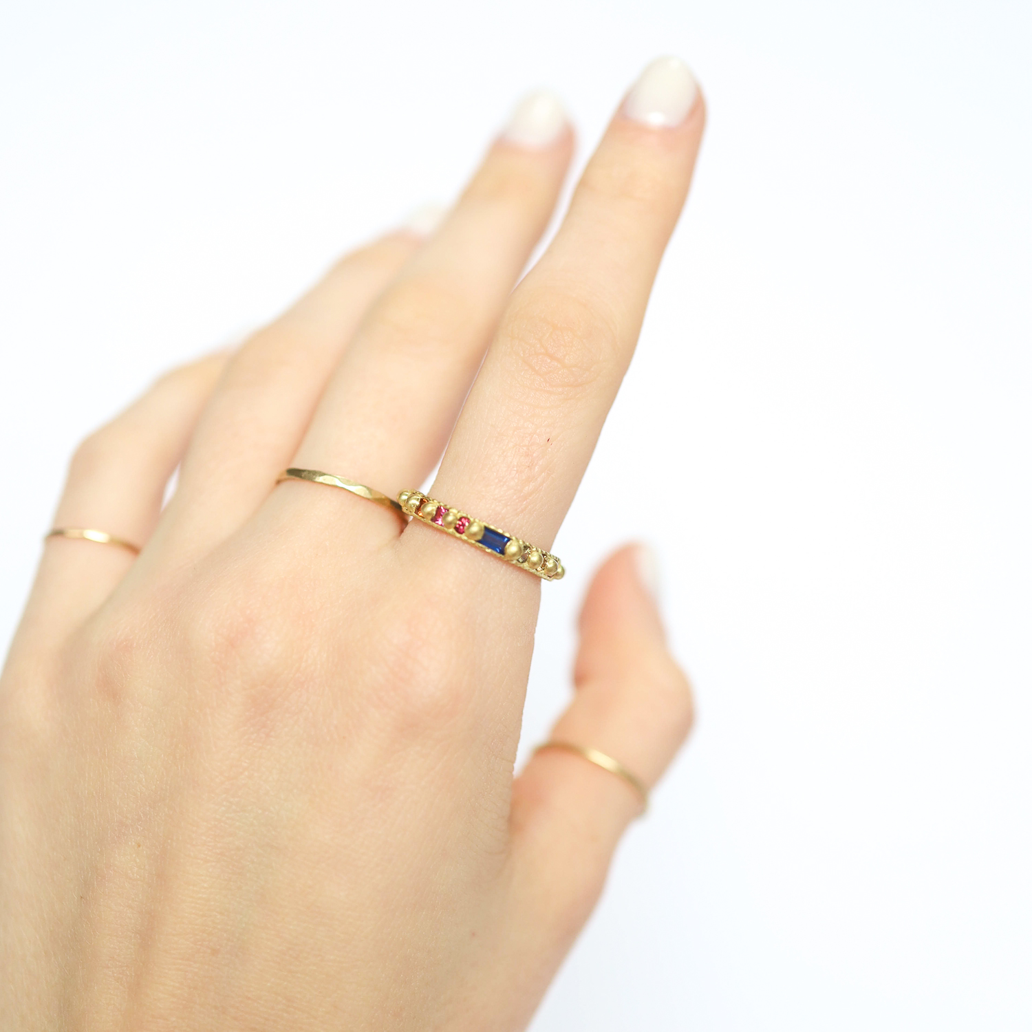 Polly Wales: Ramona ring,Harlequin Sapphires,18k Yellow gold,size 6.5