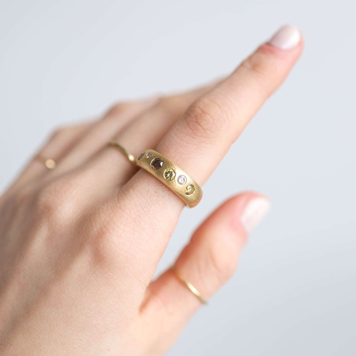 Alison Shiboski: Ring, 7 diamonds .76 TCW, 18K gold, size 6.