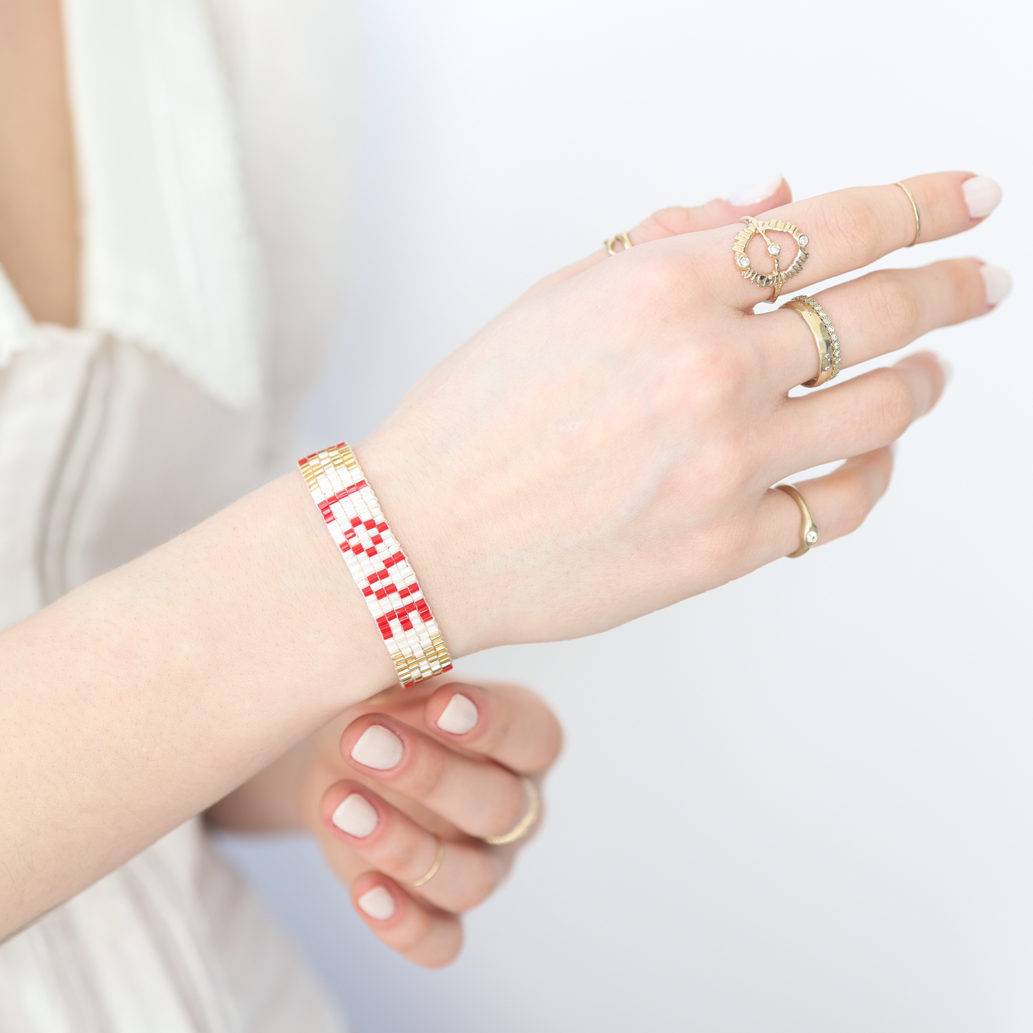 Love is Project:Bracelet, Vibrant, LOVE