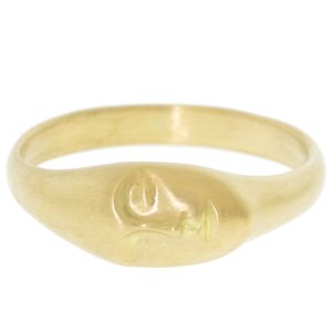 Hannah Blount: Ring, Cameo, Medium Grey Lady, 18K Gold, size 6