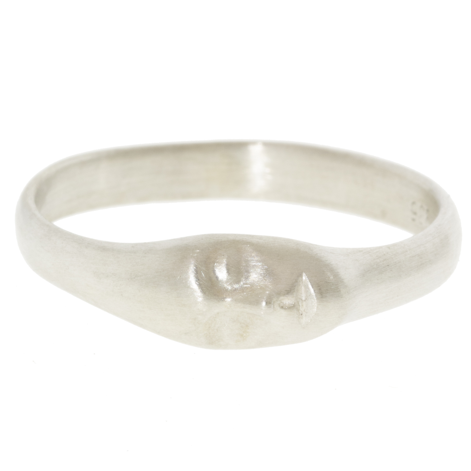 Hannah Blount: Silver Little Grey Lady Ring