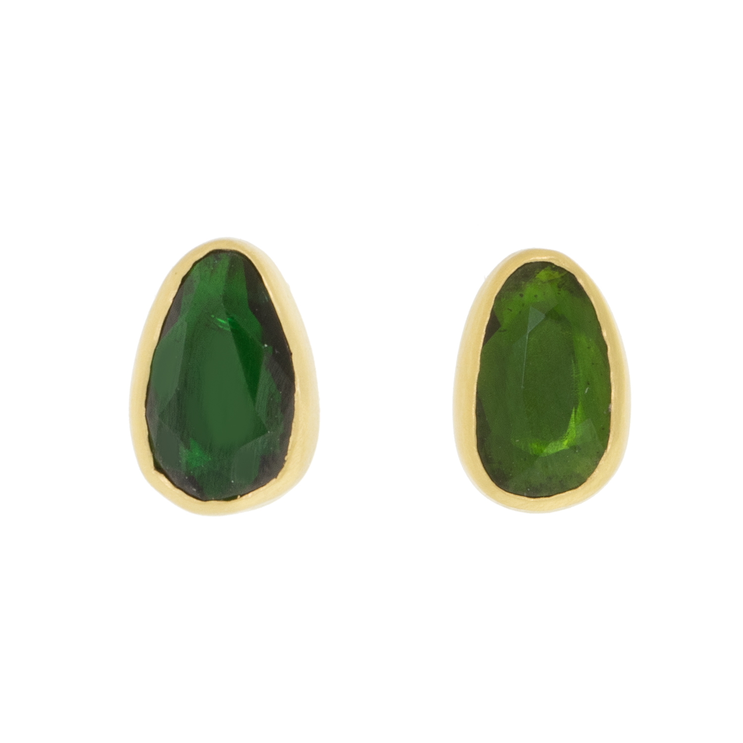Sarah McGuire:Free form Tourmaline posts ,1.15ct 18k Yellow gold