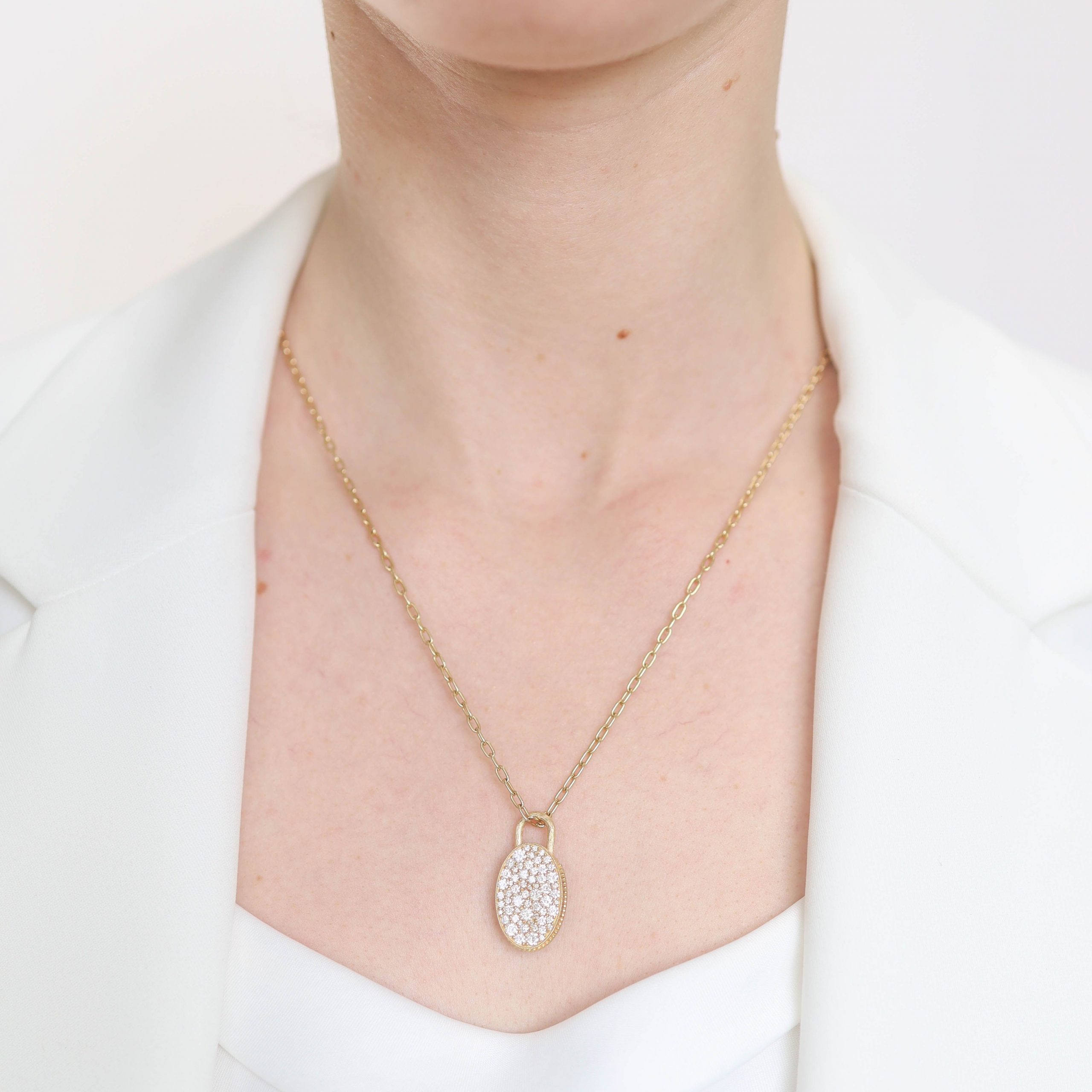 Erica Molinari Trunk Show: Charm Shimmer solid gold Oval Diamond Hummingbird padlock diamond, 1.51 TCW