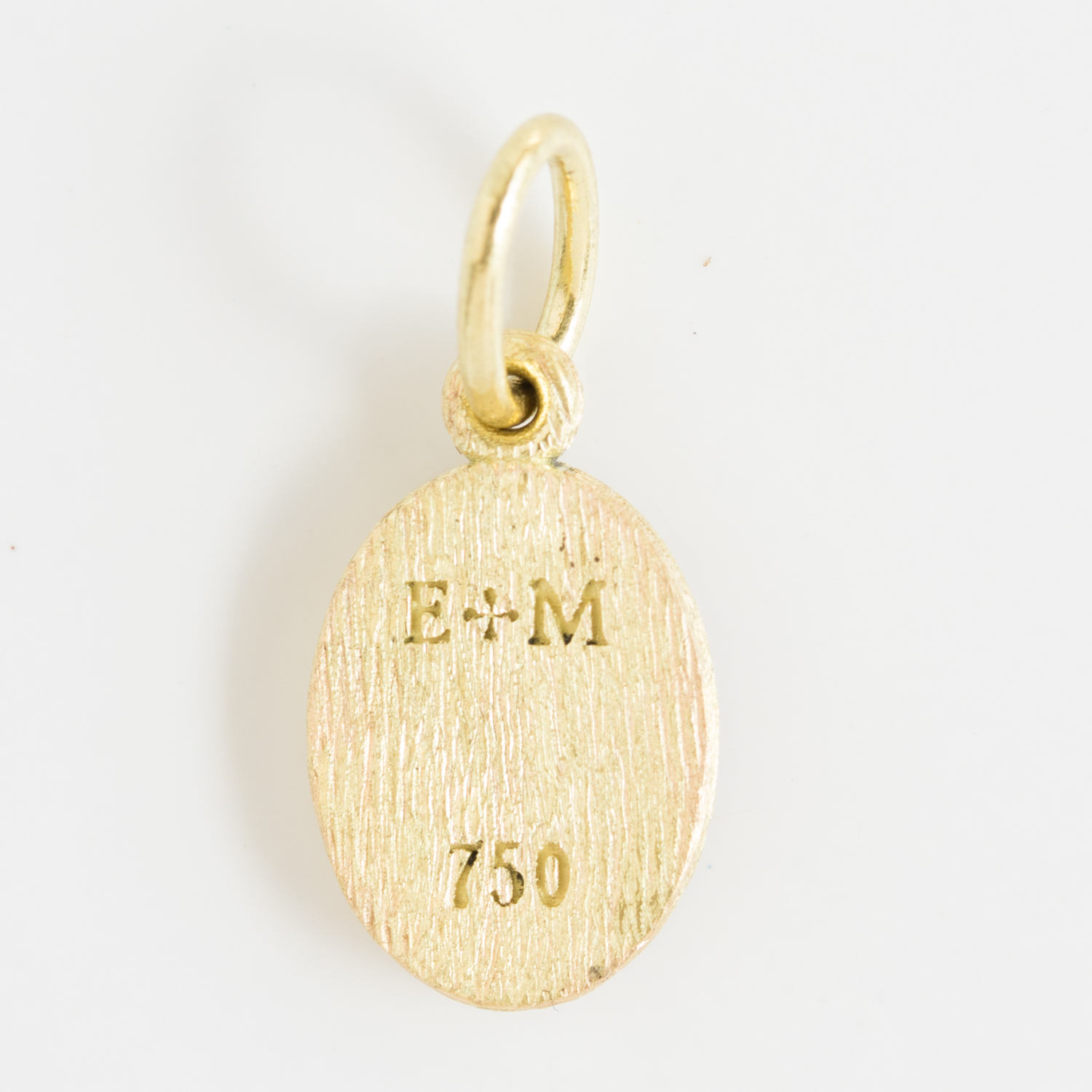 Erica Molinari Trunk Show : 18k baby oval Emerald enamel queen bee
