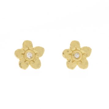 Victoria Cunningham Trunk Show: Earrings, Studs, hammered flower 14K Yellow Gold 5/16" x 5/16"