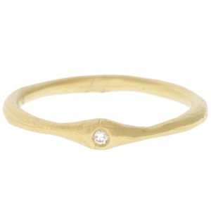 Victoria Cunningham Trunk show : Ring, Stacking Band, 1 Diamond, 14K yellow gold