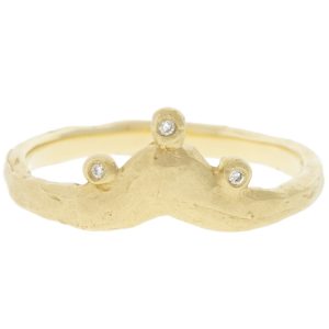 Victoria Cunningham Trunk show : Ring, Beaded Tiara, 3 diamonds, 14K yellow gold, 1/4 at the widest point, size 6 1/2