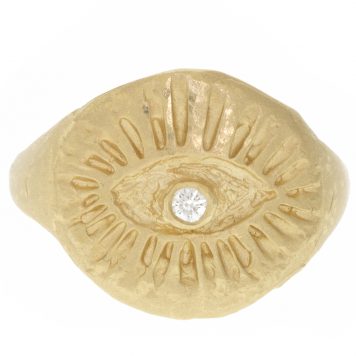 Victoria Cunningham Trunk show : Ring, 14 K Yellow gold,Evil eye signet