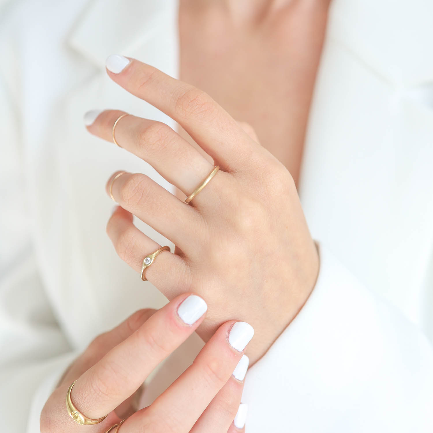 Shaesby: Ring, Small Organic rounded band in sz 6