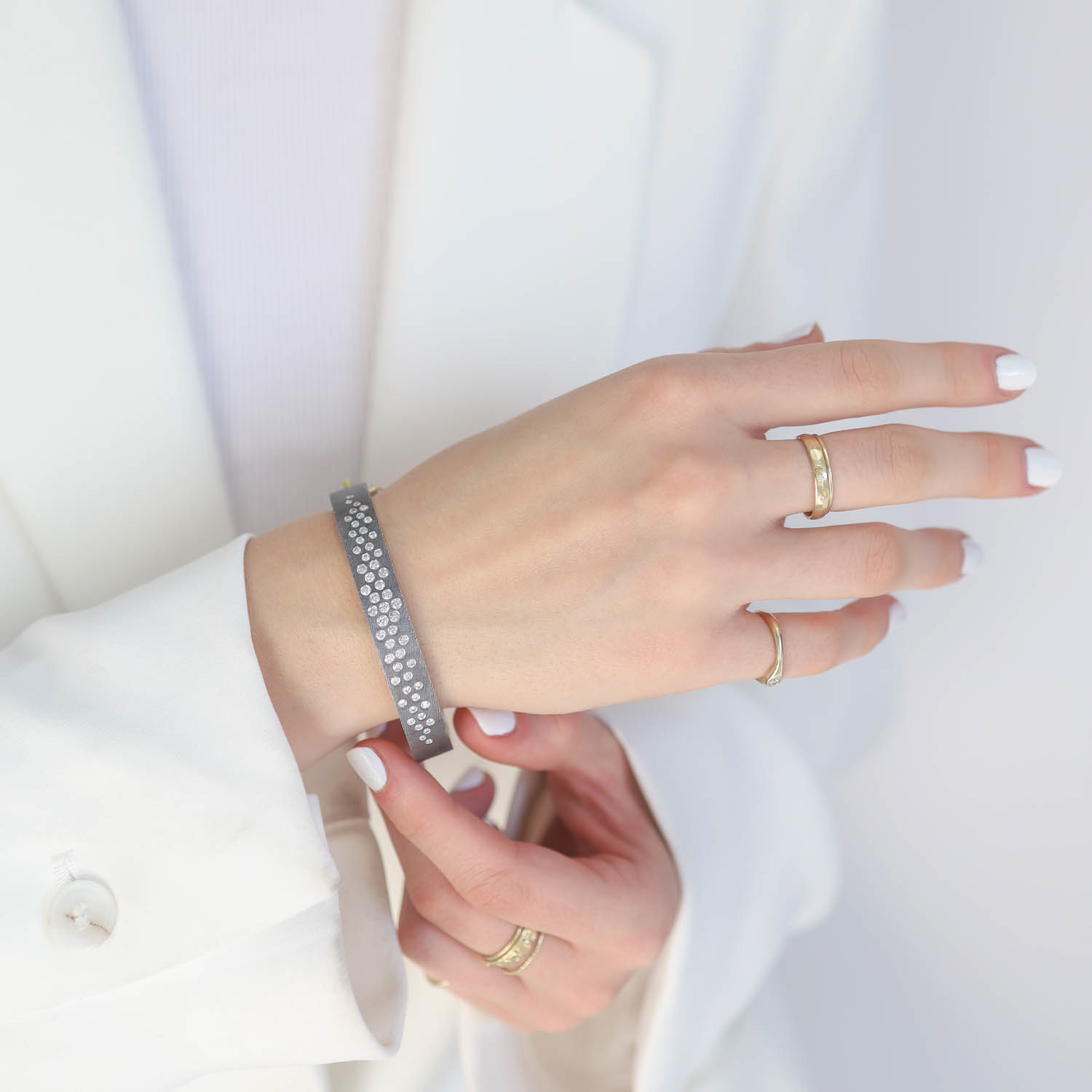 Rene Escobar Trunk Show: Bangle, Aria 8mm SS,0.95ct diamonds,Medium
