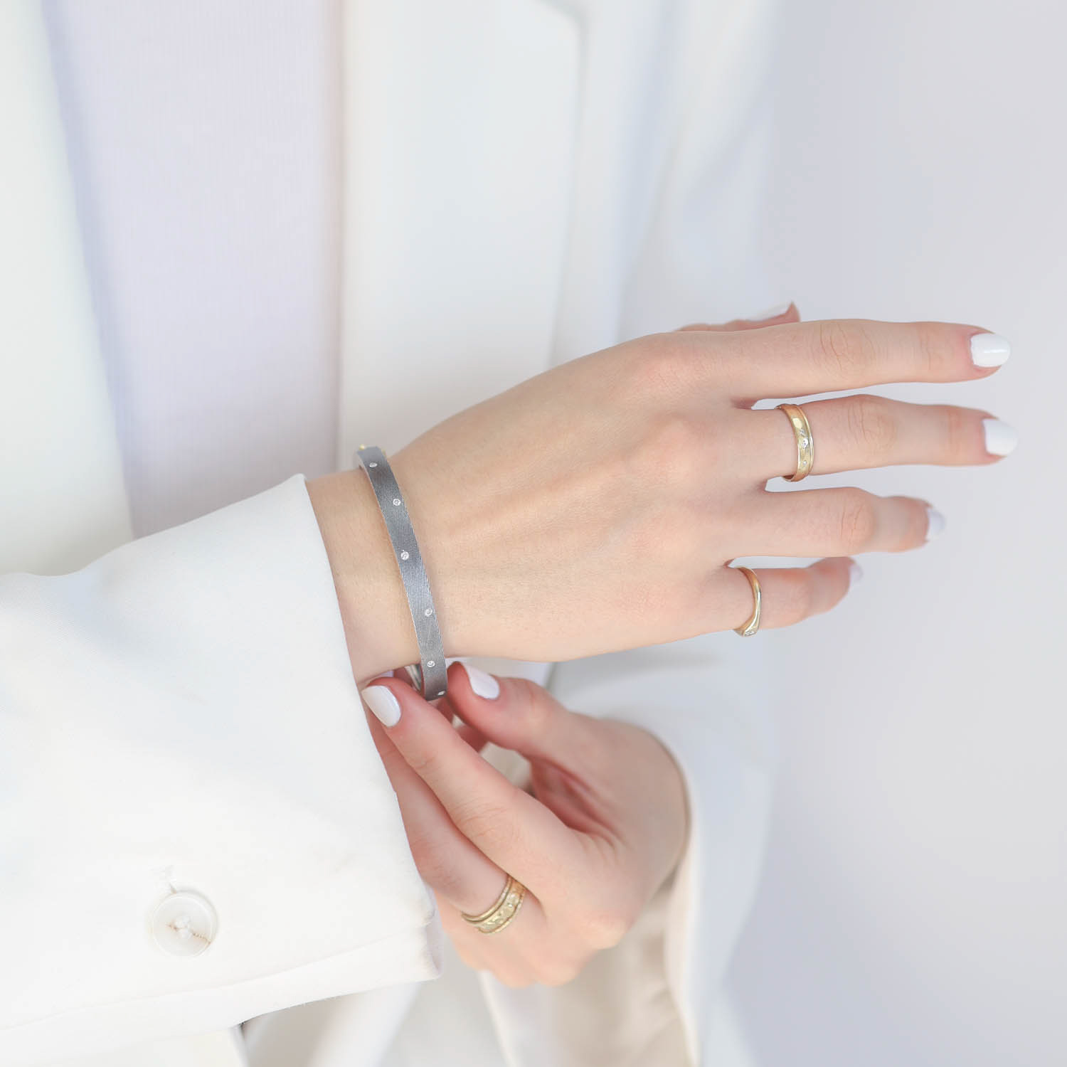 Rene Escobar Trunk Show: Bangle, CAROL 6mm, SS