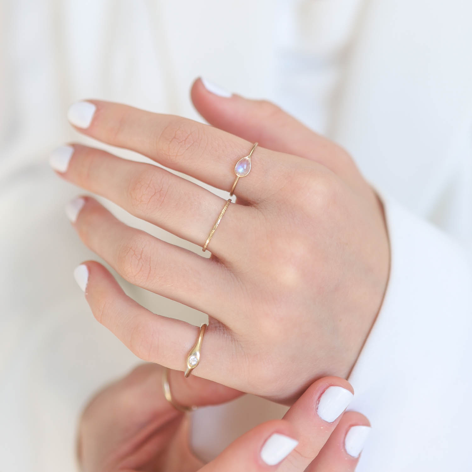 Margaret Solow: Ring,14 k Yellow gold,Rainbow Moonstone, size 6