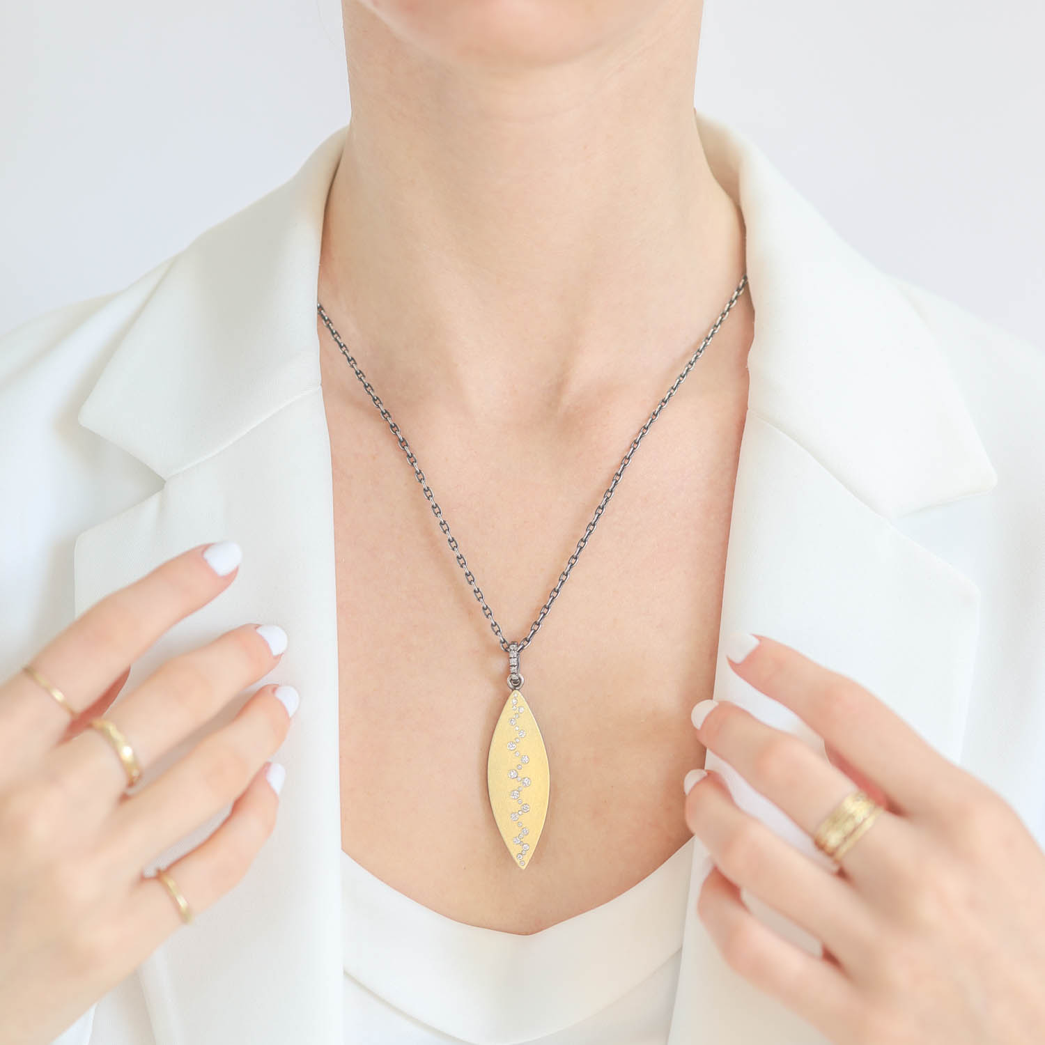 Rene Escobar Trunk Show: PENDANT, LARGE LEAF, YELLOW GOLD, SS