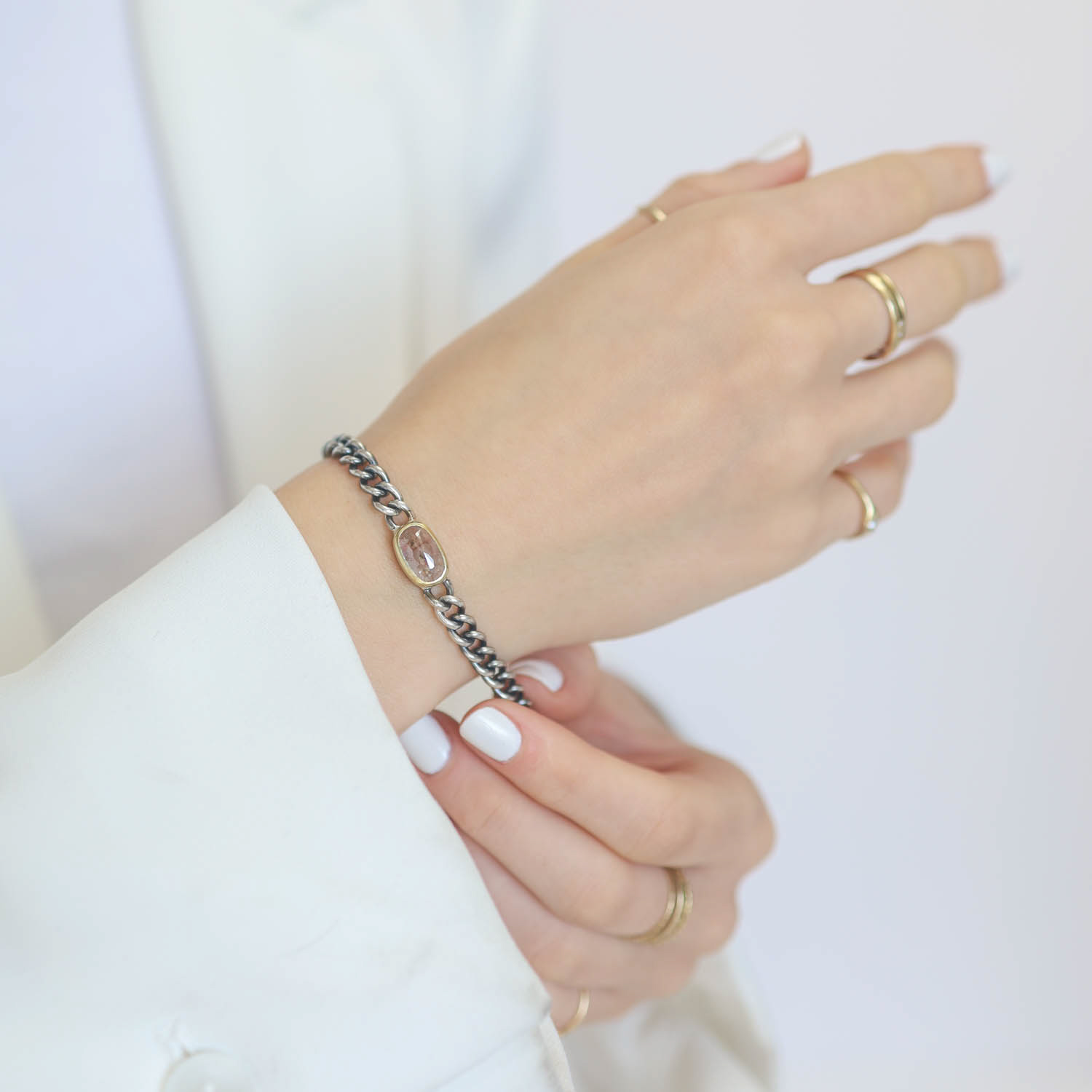Rene Escobar Trunk Show: Bracelet, oval link style, Diamond 2.08 TCW, yellow gold bezel, SS