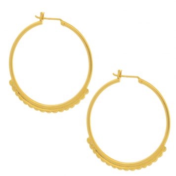 Jane Diaz : Hoop in gold plate, measures 1 3/4" x 1 9/16"