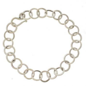 Jane Diaz: Circle Link Bracelet Sterling Silver, measures 7"