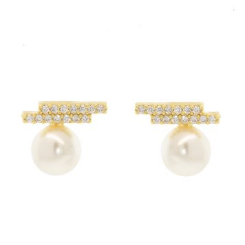 Tai: Gold Pearl earrings, measure 3/8" x 3/8"