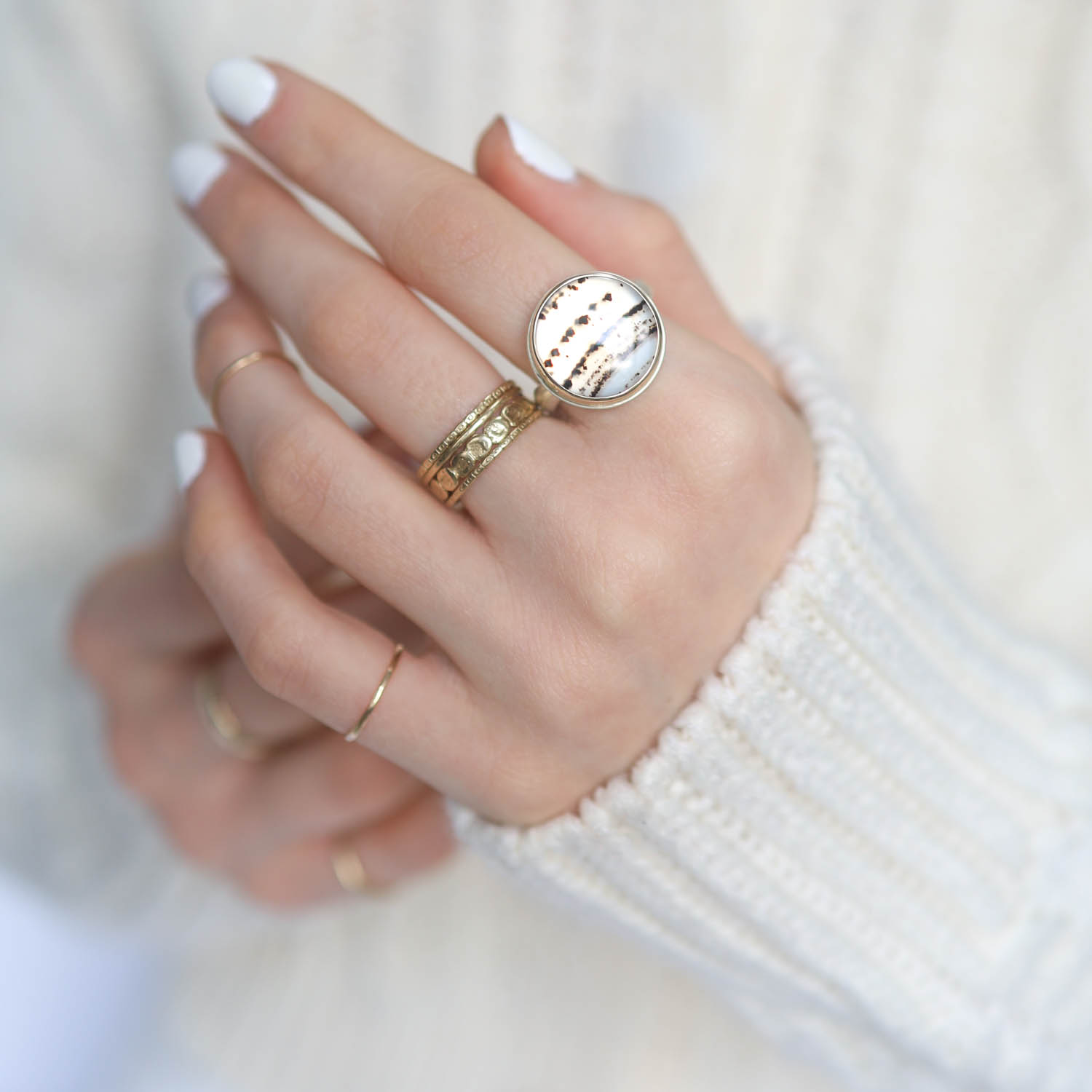 Jamie Joseph: Sterling & 14K Gold Ring w/ Small Round MONTANA AGATE on Middle Groovy Band, size 7.25, 5/8" in diameter