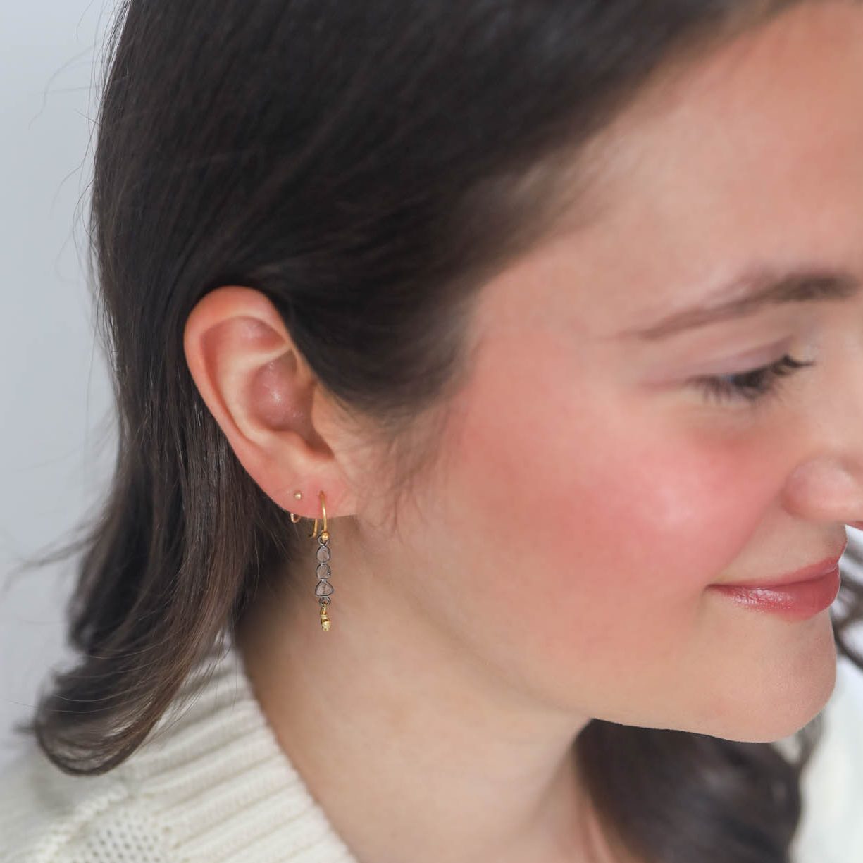 Robindira Unsworth: Fashion earring, 14K gold vermeil, diamond slice,3 diamonds