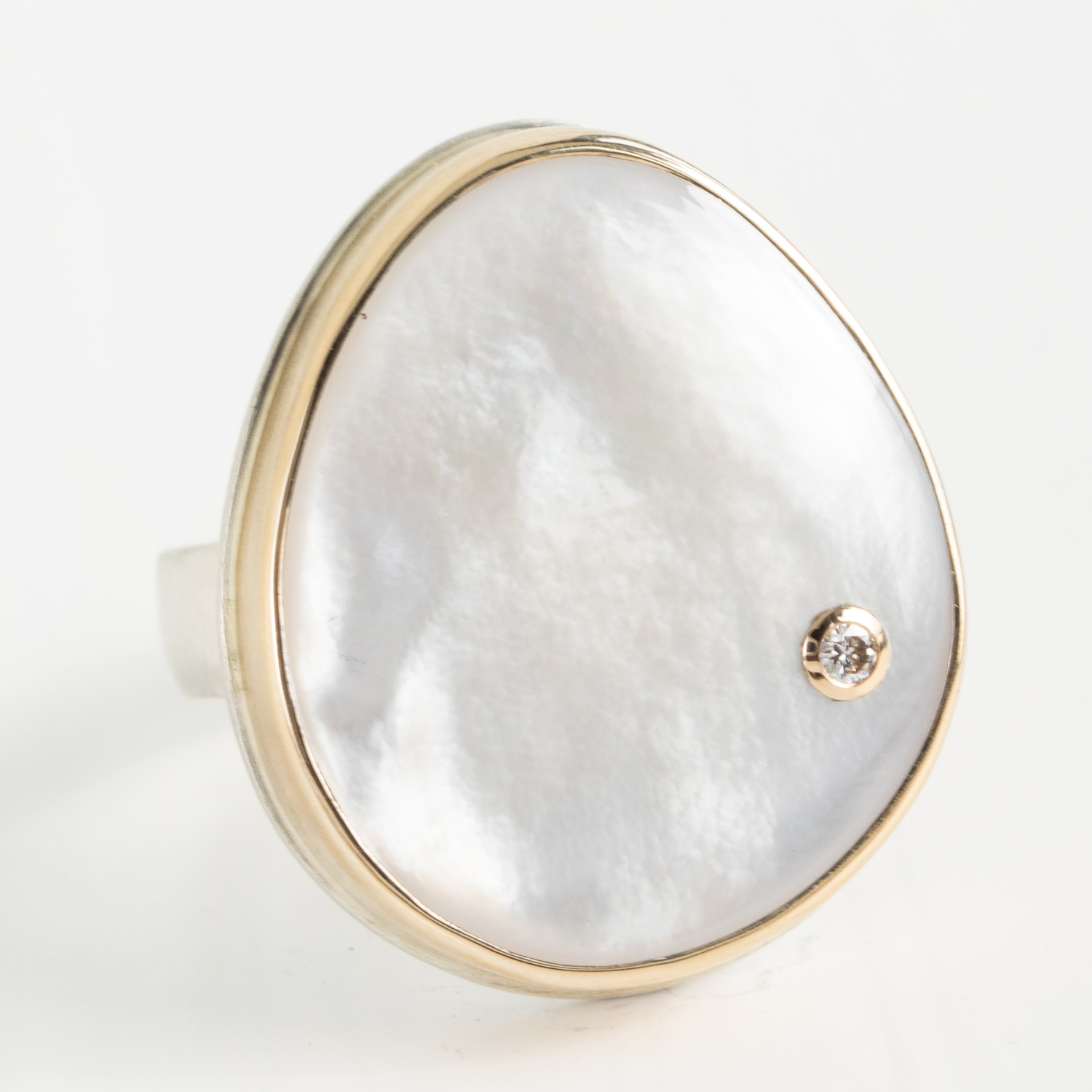 Jamie Joseph Trunk Show: RING 4 MOTHER OF PEARL