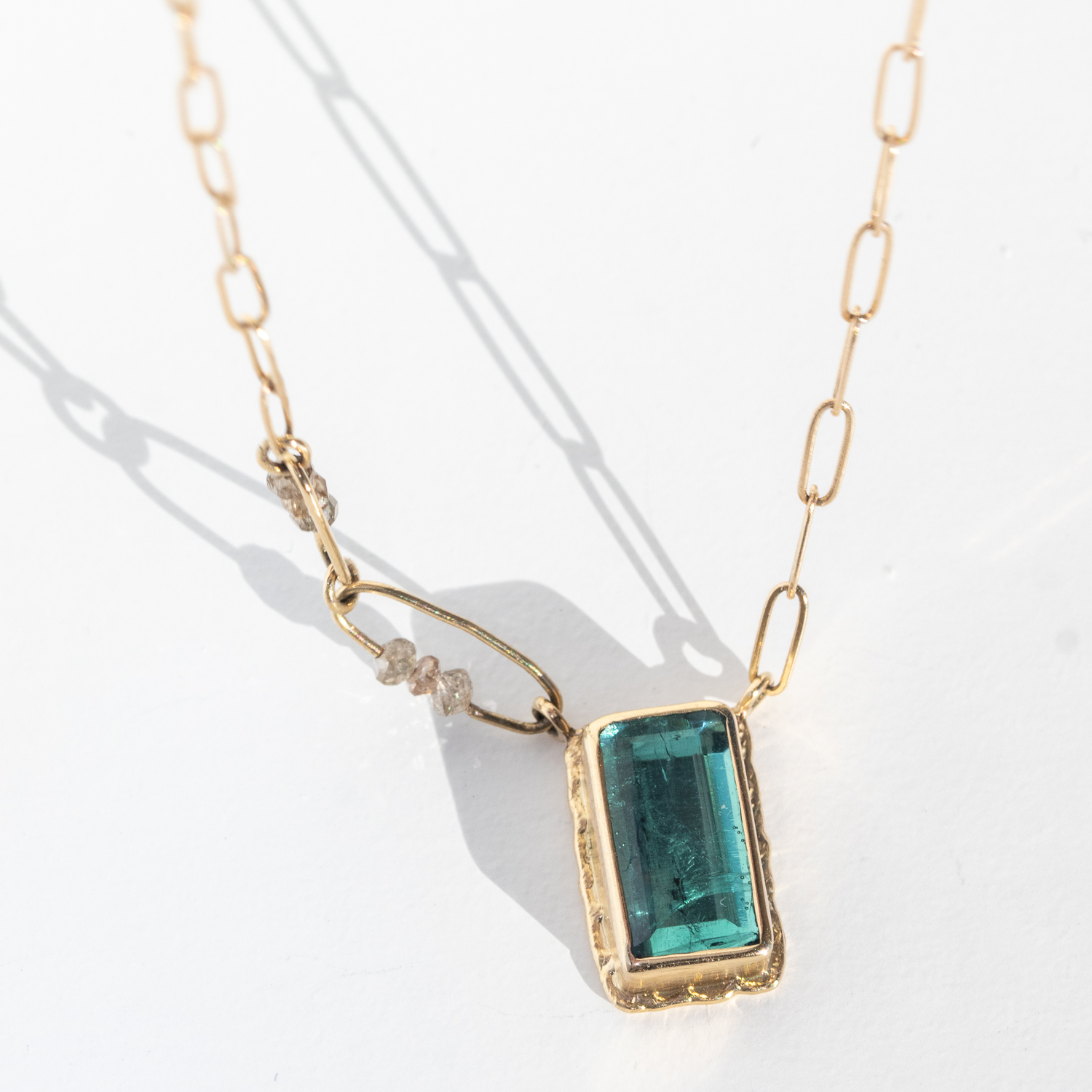 Jamie Joseph Trunk Show: 14K Gold Necklace w/ Rectangular Table Up INDICOLITE on Ruffled Platform w/ Two Diamond Bead Chain Accents (17.5")