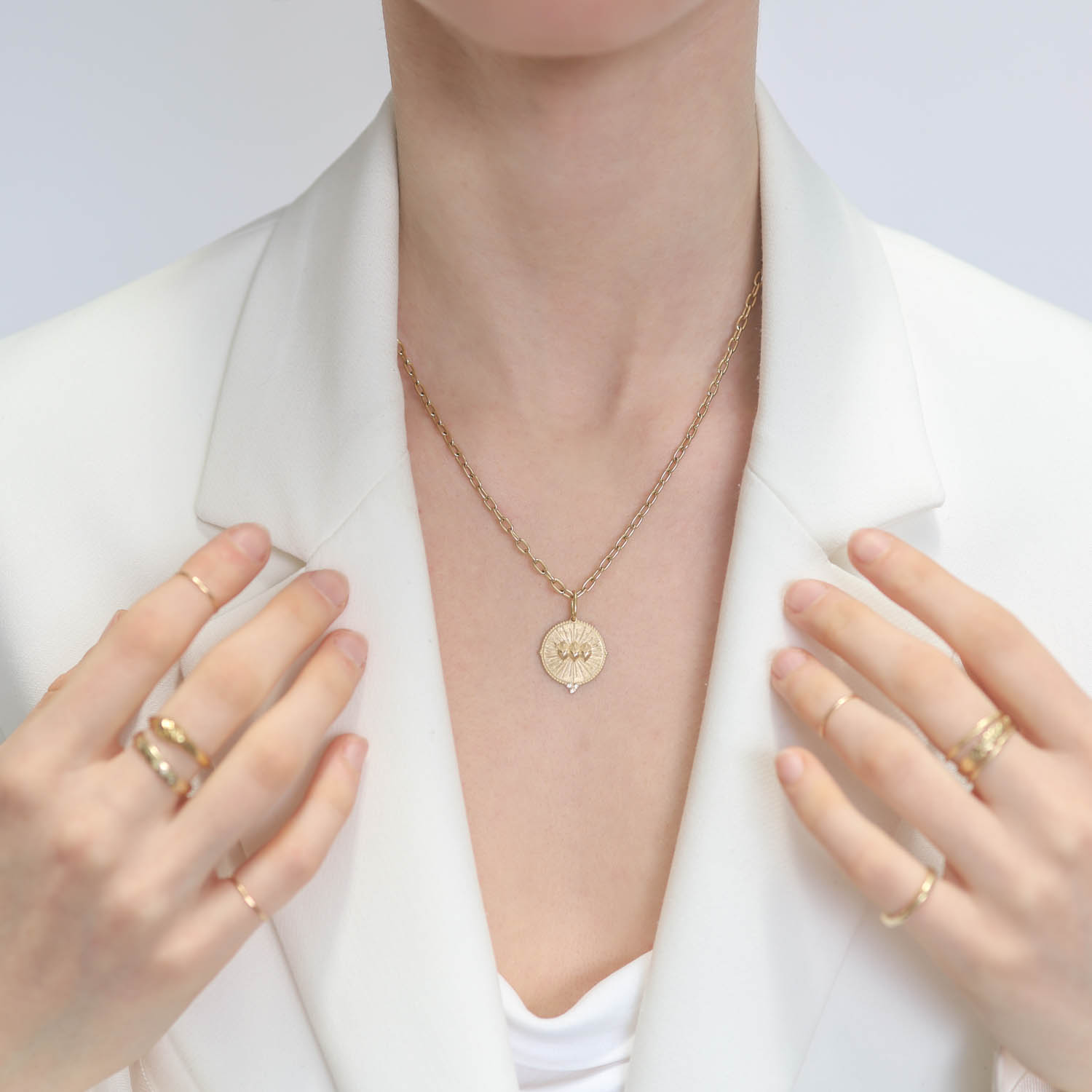 Erica Molinari Trunk Show: 18K gold inscription 'who being loved is poor?'